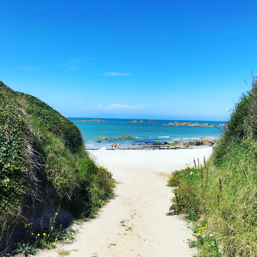Maison neuve à 350m de la plage La casa Sovaïna Cléder Exterior foto